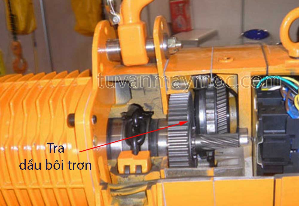 Làm thế nào để sử dụng pa lăng xích điện an toàn? bôi trơn các bộ phận truyền động